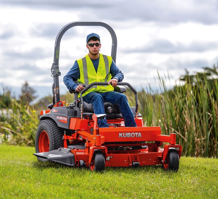 Kubota Z724XKW-3-48 Zero Turn Mower